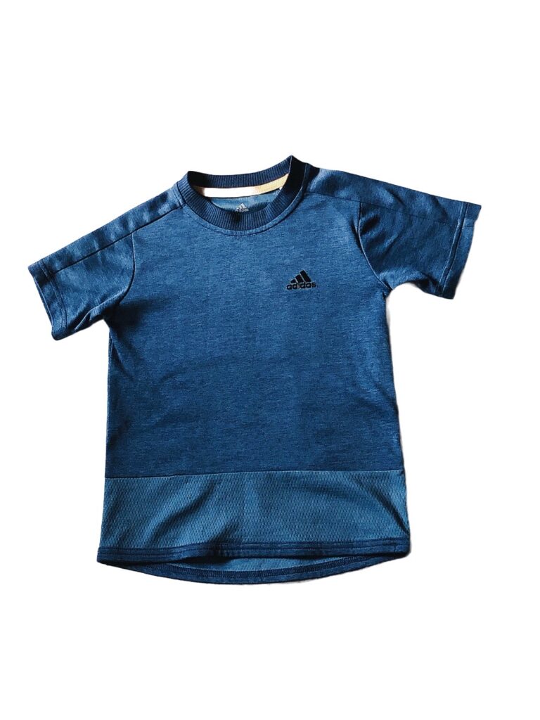 《adidas童裝》藍色排汗短袖T-shirt(120cm)
NT$199