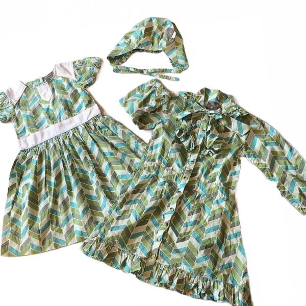 《kate quinn》英式綠色幾何風格女童洋裝三件組(附帽)(4T)