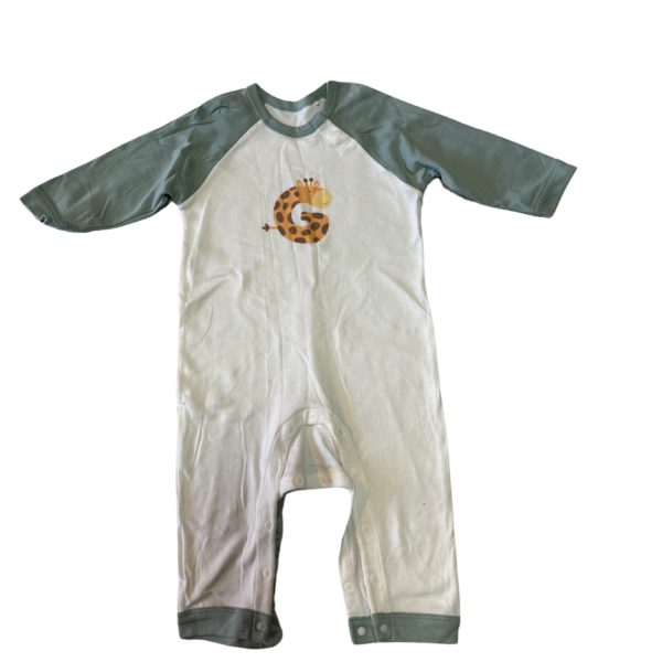 《Lativ》長頸鹿圖案白綠撞色薄長袖連身衣(90)