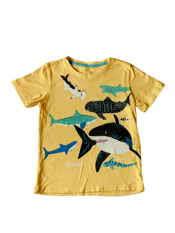 黃色鯊魚圖案夜光兒童短袖上衣(120公分)